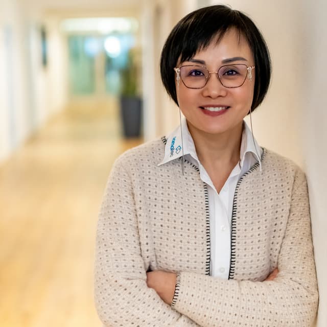 Eilieen Zheng Huang